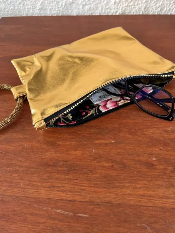 Bolso de mano dorado asa aro - Imagen 3