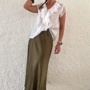 Falda verde oliva en satén y seda