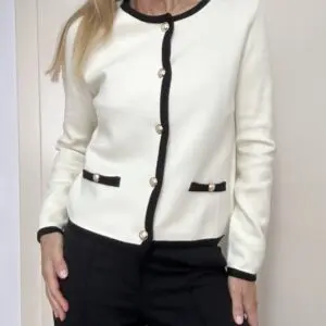 Cárdigan punto botones dorados