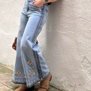 Vaquero bordado flores (Tallas)